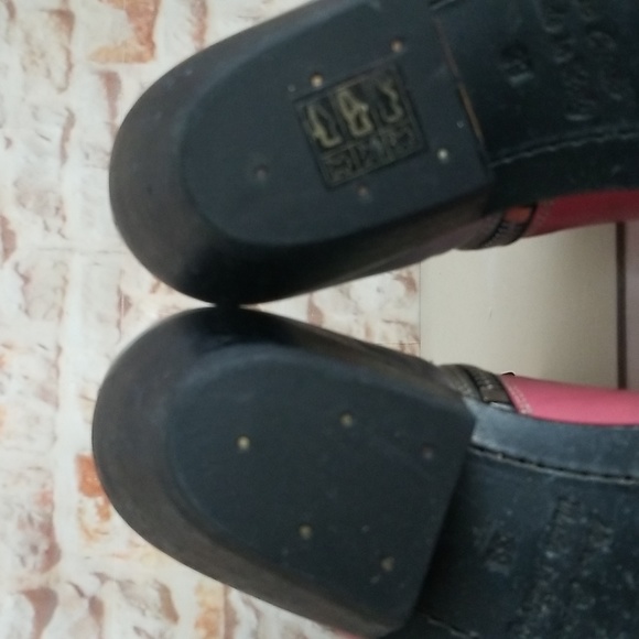 New Golden Goose Young Distressed Leather Boot - Picture 7 of 12